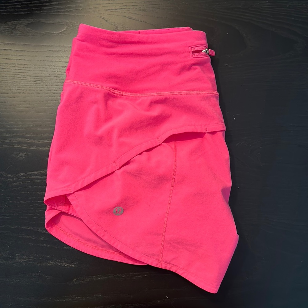 Lulu lemon speed up shorts low rise